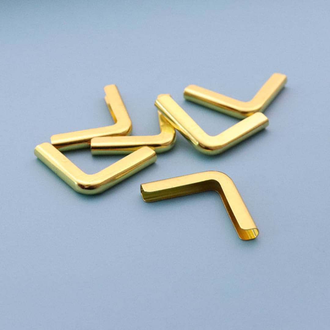 10 PCs golden corners