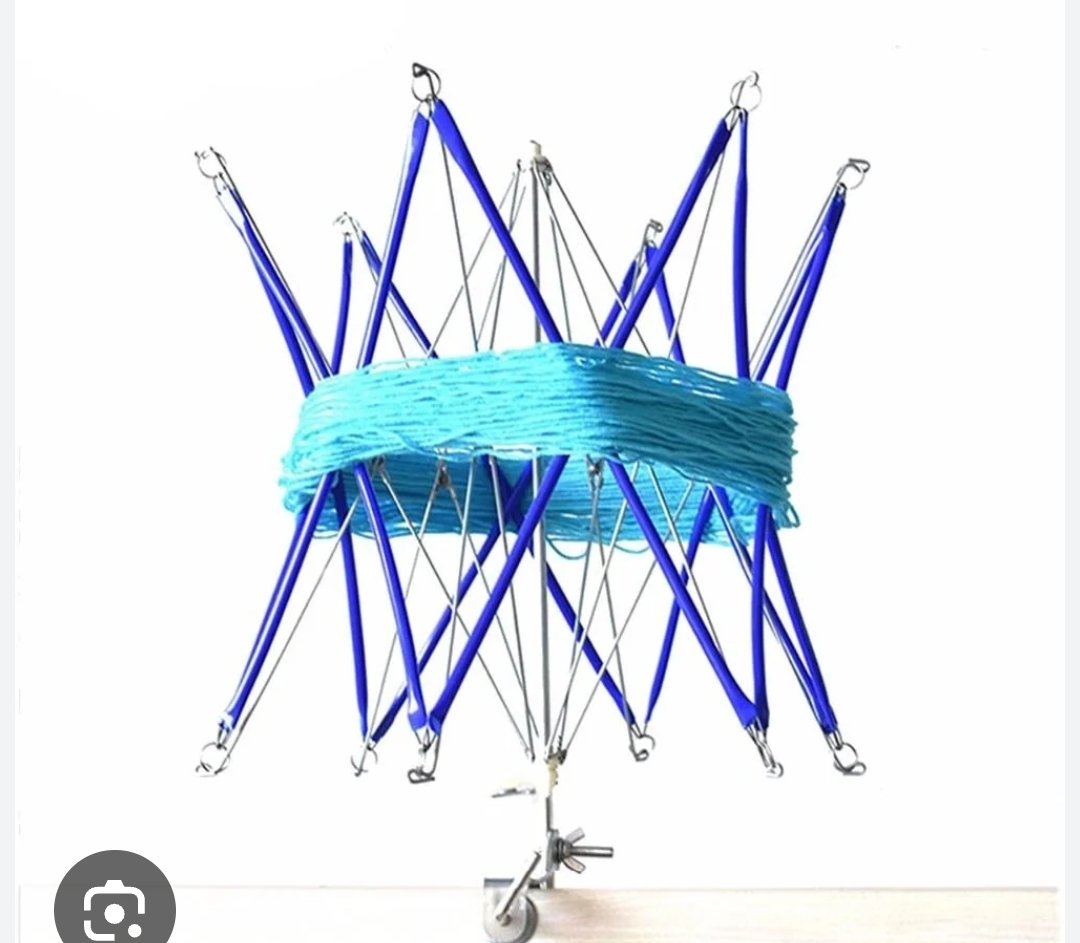 Umbrella for yarn winding